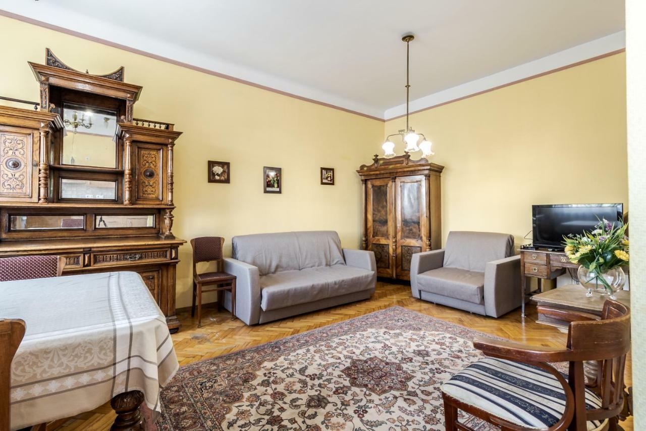 George Apartment إلفيف المظهر الخارجي الصورة